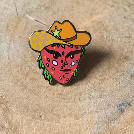 Badass Strawb Pin –– Zena X Pinbadg.es